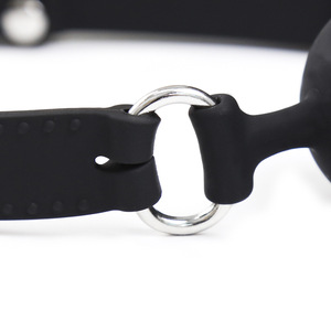 Juguetes sexuales para adultos: Dildo de silicona con correa para la cabeza, para mujer y parejas, con diseño realista de pene y mordaza bucal. - Product Image 6
