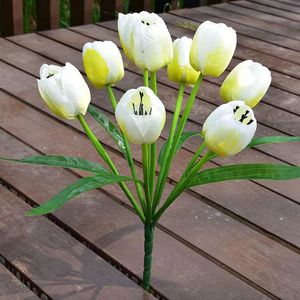 Bouquet de 9 tulipes artificielles en soie gaufrée pour mariage, maison et extérieur, idéal pour la décoration du salon et du jardin - Product Image 4