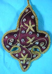 La plus belle broderie zari dorée faite à la main avec des perles sur la conception de la forme de la crème glacée Ornement de Noël décoratif suspendu - Product Image 5