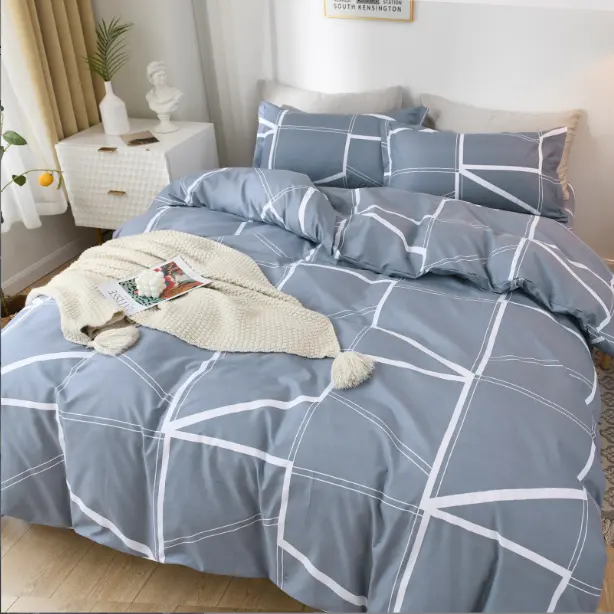 Aloe Baumwolle Karikatur einfach zu bedrucken hautfreundlich College Schlafsaal gewaschenes dreiteiliges Quilt-Set