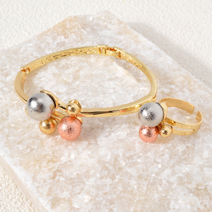 Ensemble de bijoux de luxe pour femmes, <span class=keywords><strong>collier</strong></span> et boucles d'oreilles en or plaqué 18 carats, 4 pièces - Product Image 5