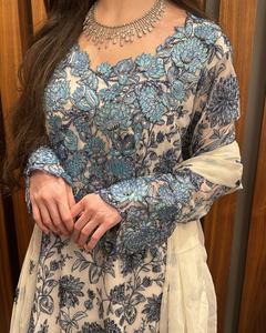 Abbigliamento tradizionale musulmano di alta qualità per le signore splendida manica lunga Abaya delicato diamante intarsiato abito da ballo - Product Image 6