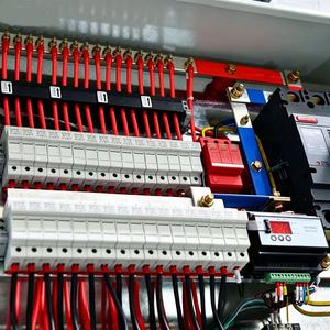 Boîtier de Combinaison PV Étanche IP65 1000V avec Protection Contre la Foudre, Boîtier de Combinaison DC 4 Entrées 4 Sorties pour Système Solaire Photovoltaïque - Product Image 2