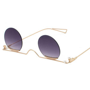 Personalità piccolo cerchio <span class=keywords><strong>senza</strong></span> cornice nero popolare di Lusso Nero di Modo della donna <span class=keywords><strong>Occhiali</strong></span> Da Sole In Metallo <span class=keywords><strong>occhiali</strong></span> da sole - Product Image 2