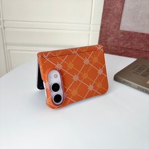 Coque de téléphone magnétique en fibre de carbone mate pour iPhone Duo, compatible avec la charge sans fil, ultra-fine, en PC, antichoc, coque rigide - Product Image 3