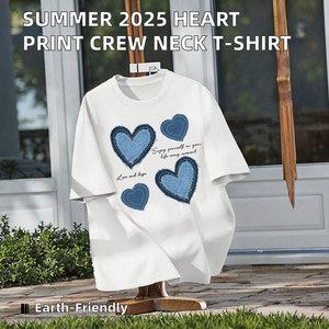 Camiseta de Moda Urbana para Mujer, Nueva Colección Verano 2025, Corte Ajustado, Estampado de Corazones, Cuello Redondo, Manga Corta, Poliéster - Product Image 2