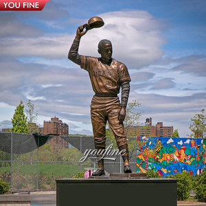 Statue de joueur de football en bronze personnalisée de Dennis <span class=keywords><strong>Bergkamp</strong></span> - Product Image 4