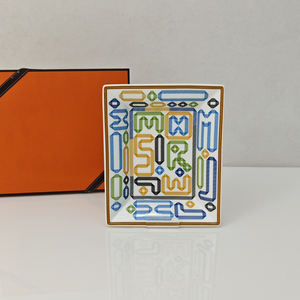 Nouveau cendrier carré en céramique classique royal nordique sans fumée pour la décoration de salon - Product Image 4