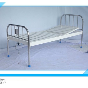 เตียงผู้ป่วยแบบปรับได้ด้วยมือ รุ่น YC-C03 ยี่ห้อซินหยูเชน ผลิตจากเหล็กเคลือบสีขาว สำหรับใช้ในหอผู้ป่วยทั่วไป - Product Image 2