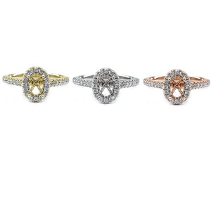 Bague de fiançailles classique sur mesure en or blanc de qualité supérieure avec diamant naturel, sertie d'une halo ovale et pavé, idéale pour les mariages féminins - Product Image 4