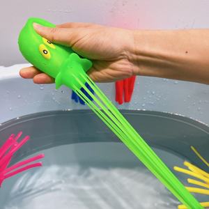 Bombes à eau Octopus réutilisables à remplissage rapide et facile, jouet de bain souple en forme de pieuvre pour enfants - Product Image 4