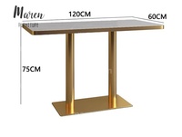 Ensemble de mobilier de restaurant avec banquettes, pieds en bois de haute qualité et sièges en cuir pour la restauration en plein air, les hôtels et les parcs