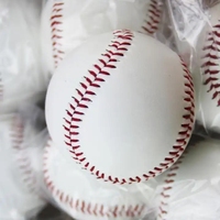 Balles de Baseball faites à la main de 9 pouces, caoutchouc PVC souple, balles de Baseball en bois dur de liège pour l'entraînement, OEM bienvenue