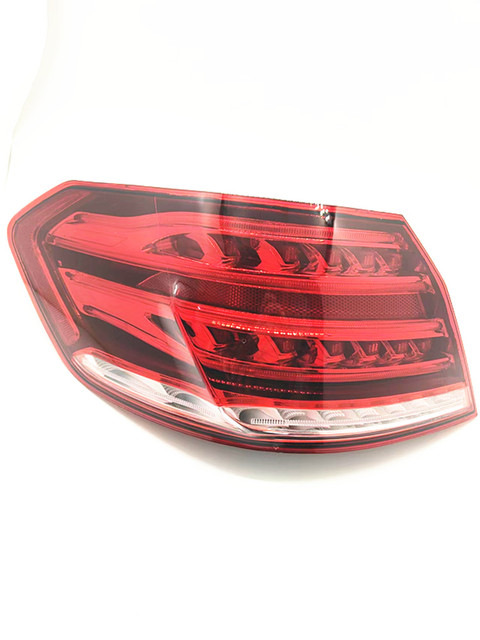 A2129060103/A2129060203 Red New Taillight Lamp Fog Inner Combination LED for Mercedes-Benz W212 E180/E200/E250/E300 2014-2016