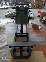 Équipement de gymnastique commerciale prix d'usine hack Squat Leg Press Fitness Plate Loaded Machine Hack Squat Machine à vendre