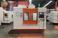 Centro de Mecanizado Vertical CNC VMC850 3AXi, Mejores Ventas, Guías Lineales de Rodillos HIWIN, Metal BT40 GSK, Alta Precisión
