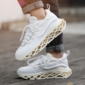 Zapatillas Deportivas de Moda para Hombre con Logotipo Personalizado, Suela de Cuchilla, Cuero y Malla, Casuales, para Aumentar la Estatura - Product Image 1