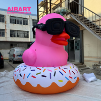 Canard géant jaune avec lunettes de soleil pour idées de fêtes sur la plage, ballon canard en PVC pour accessoires de scène