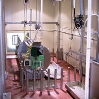 Ligne d'abattage automatique 10-100 bovins/jour équipement d'abattoir de boeuf clé en main avec moteur pour petits abattoirs