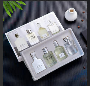 <span class=keywords><strong>Profumo</strong></span> di Lusso da Uomo con Elegante Aroma Floreale Legnoso, Fragranza a Lunga Durata in Elegante Confezione Regalo - Product Image 3
