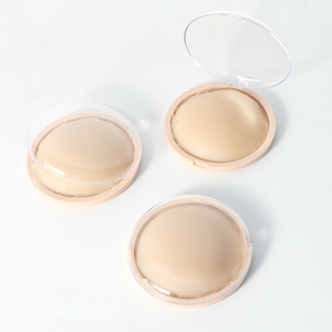 Autocollants <span class=keywords><strong>de</strong></span> poitrine <span class=keywords><strong>en</strong></span> silicone à la mode personnalisés <span class=keywords><strong>en</strong></span> usine Couvre-mamelons invisibles Prévenir l'exposition aux renflements Bretelles <span class=keywords><strong>de</strong></span> mariage - Product Image 1