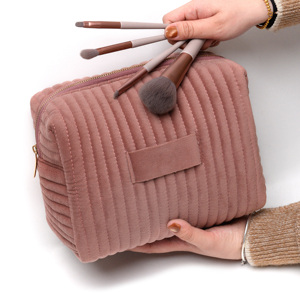 <span class=keywords><strong>Pochette</strong></span> cosmétique en velours rose, <span class=keywords><strong>multi</strong></span>-tailles, portable, légère, organiseur de voyage pour articles de toilette, cadeau pour salon de beauté, spa - Product Image 2