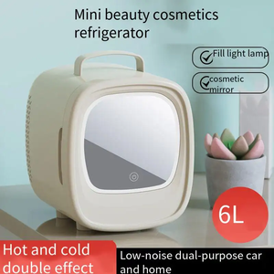 Mini glacière de voiture rose bon marché pour maquillage Mini réfrigérateur <span class=keywords><strong>cosmétique</strong></span> de beauté Petit réfrigérateur de table pour boissons Portable - Product Image 3