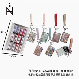 Specchietto portachiavi quadrato in stile etnico 6,2x8,6 cm con cinturino per donna, accessorio moda - Product Image 3