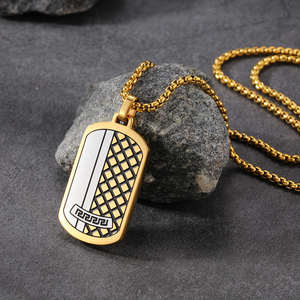 Collar con Colgante de Acero Inoxidable Impermeable y Antideslustre con Patrón de Rejilla Estilo Gran Muralla China Hip Hop 2026 para Hombre - Product Image 2