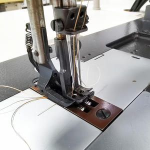 New Heavy-duty Engine Motor Gear High-Speed Flat-Bed Bag Closer Double-needle Computerized Industrial <b>Sewing</b> <b>Machine</b> RN-4420D4 - Product Image 4