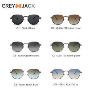 Gafas de Sol Unisex de Metal con Lentes TAC, Protección UV400 Tipo 3, Montura Negra, Bisagras de Resorte para Conducir y Uso en Exteriores - Product Image 4