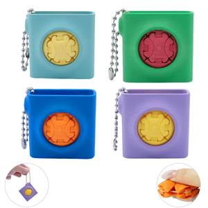 Portachiavi Cubo Antistress con Ingranaggi Stampati in 3D, Mini Ciondolo Girevole a Ingranaggi, Giocattolo Portatile Antistress da Tasca per Zaino - Product Image 1