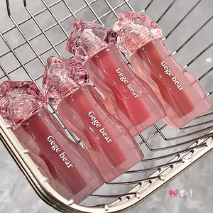 Brillo Labial Mate Personalizable al por Mayor para Mujer, Cosméticos Femeninos Bonitos al por Mayor - Product Image 6