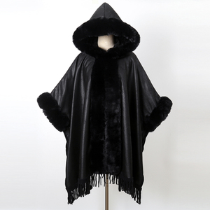 Châle et écharpe de luxe pour femme, poncho en <span class=keywords><strong>fausse</strong></span> <span class=keywords><strong>fourrure</strong></span> pelucheuse avec pompons, châle chaud à porter avec un chapeau - Product Image 4