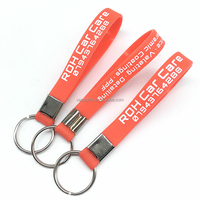 Grosir pesanan khusus Pemegang Kunci logam Model silikon carabiner promosi untuk hadiah bisnis