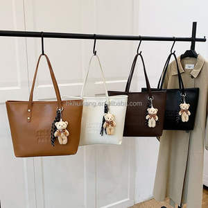 Sacs à bandoulière pour femme de luxe, design de créateur, imperméables, doublure en polyester, fermeture éclair, sangle unique - Product Image 5