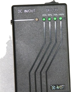<span class=keywords><strong>DC</strong></span> <span class=keywords><strong>12V</strong></span> 3800mAh 5V 6800mAh 充電式ブラックリチウムイオンバッテリー、LEDストリップ用電源インジケーター付き、IPカメラ用 - Product Image 1