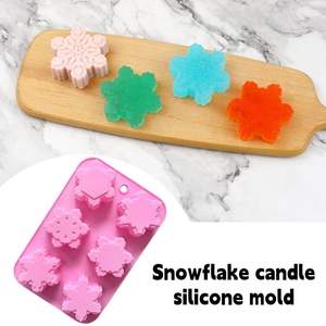 Moule en silicone flocons de neige de Noël pour bougies, bombes de <span class=keywords><strong>bain</strong></span>, savons, pâtisseries et plateaux à biscuits pour les fêtes de Noël - Product Image 3