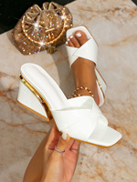Sepatu Wanita Sandal Hak Tinggi Wanita Musim Panas 2025 Sandal Baru Fashion Kasual Sepatu Wanita