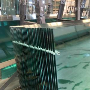 Panneaux en <span class=keywords><strong>verre</strong></span> trempé résistants pour la sécurité, panneaux en <span class=keywords><strong>verre</strong></span> trempé durables et résistants aux chocs pour les meubles et les bâtiments - Product Image 2