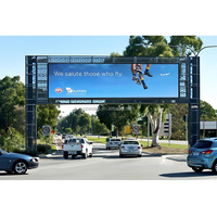 Papan Reklame LED Digital Luar Ruangan, Tiang Tunggal, Terpasang di Jalan Raya untuk Iklan Komersial di Pinggir Jalan