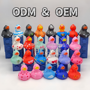 Canard de <span class=keywords><strong>bain</strong></span> en caoutchouc flottant HLC personnalisé avec logo, bleu et rose, pour bébé, cadeau promotionnel estival - Product Image 6