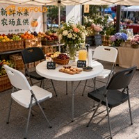 Chaises pliantes de qualité commerciale et tables hautes en plastique pour événements, vente en gros