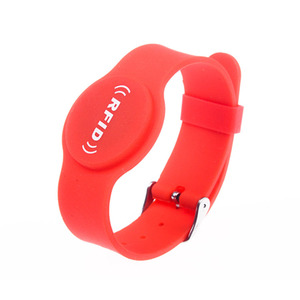 Tùy chỉnh in logo tái sử dụng <span class=keywords><strong>125Khz</strong></span> <span class=keywords><strong>tk4100</strong></span> Silicone dây đeo cổ tay cho công viên nước kiểm soát truy cập - Product Image 4
