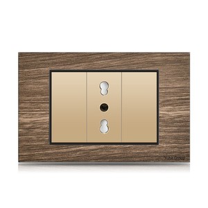 Interruptor de presión ligero portátil de madera, estándar italiano, con enchufe USB-C para exportación a la UE, estándar 118. - Product Image 2