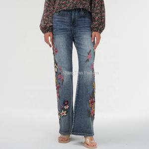 Jeans baggy pour femmes, coupe basse, délavés à l'acide, style vintage, broderie florale personnalisée OEM - Product Image 1