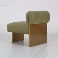 Fauteuil individuel de salon de style japonais moderne nordique Wabi Sabi, en velours avec accents métalliques dorés
