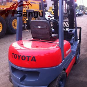 Mini máquina usada Japón <span class=keywords><strong>6fd30</strong></span> 3ton 4ton carretilla elevadora en Hefei con precio barato <span class=keywords><strong>Toyota</strong></span> Japón hizo 2 etapas mástil 3M automático - Product Image 2