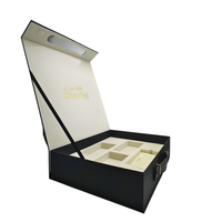 Accepter personnalisé imprimé UV haut de gamme avec poignée en cuir ensemble de soins de la peau et cosmétiques emballage en papier boîte-cadeau en carton avec couvercle magnétique