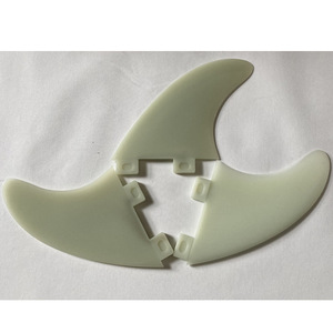 Ailerons de surf FCS, ensemble gauche, centre, droit, 3 pièces, matériau PP, utilisation en eaux océaniques - Product Image 2